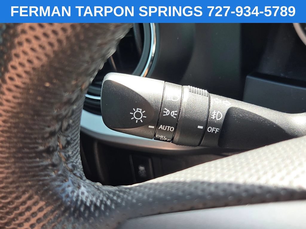 Used 2022 Toyota Tacoma SR5 w/ Technology Package RWD image 32