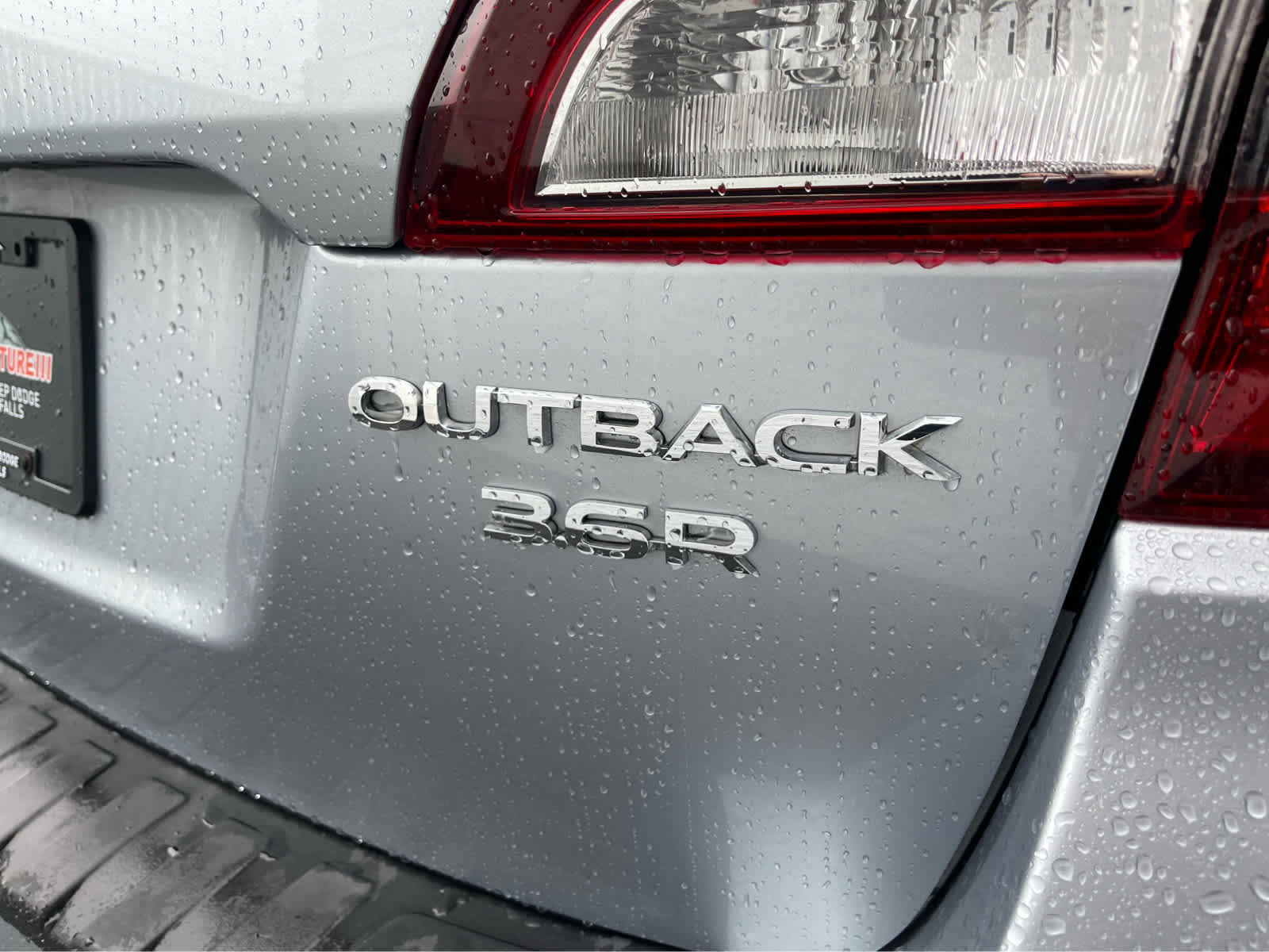 Used 2018 Subaru Outback 3.6R Limited image 10