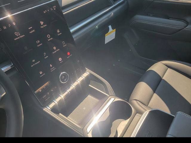 New 2027 GMC Terrain Elevation w/ Elevation Premium Package AWD/4WD image 23