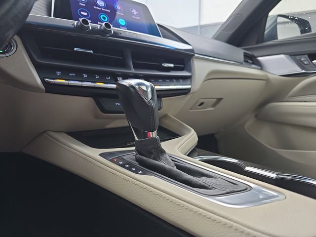 Used 2022 Cadillac CT4 Luxury w/ Sun And Sound Package image 35