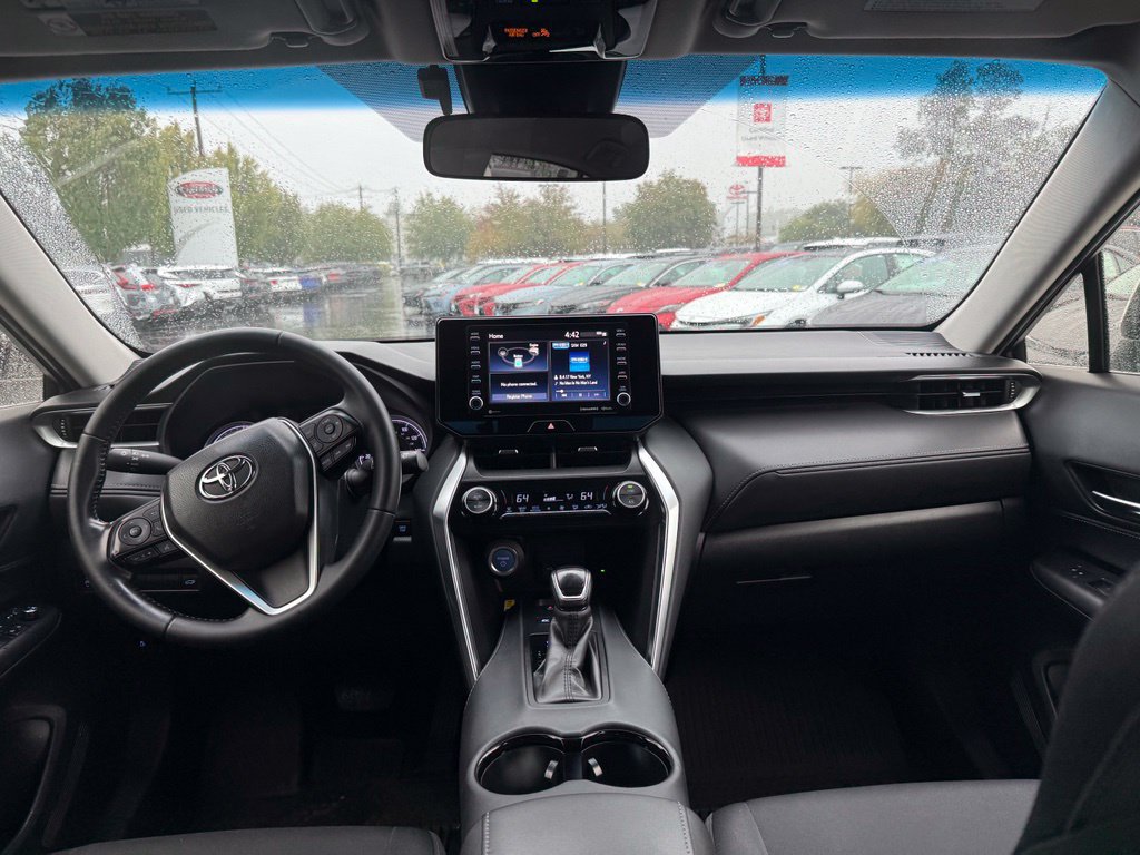 Certified 2021 Toyota Venza LE AWD/4WD image 22