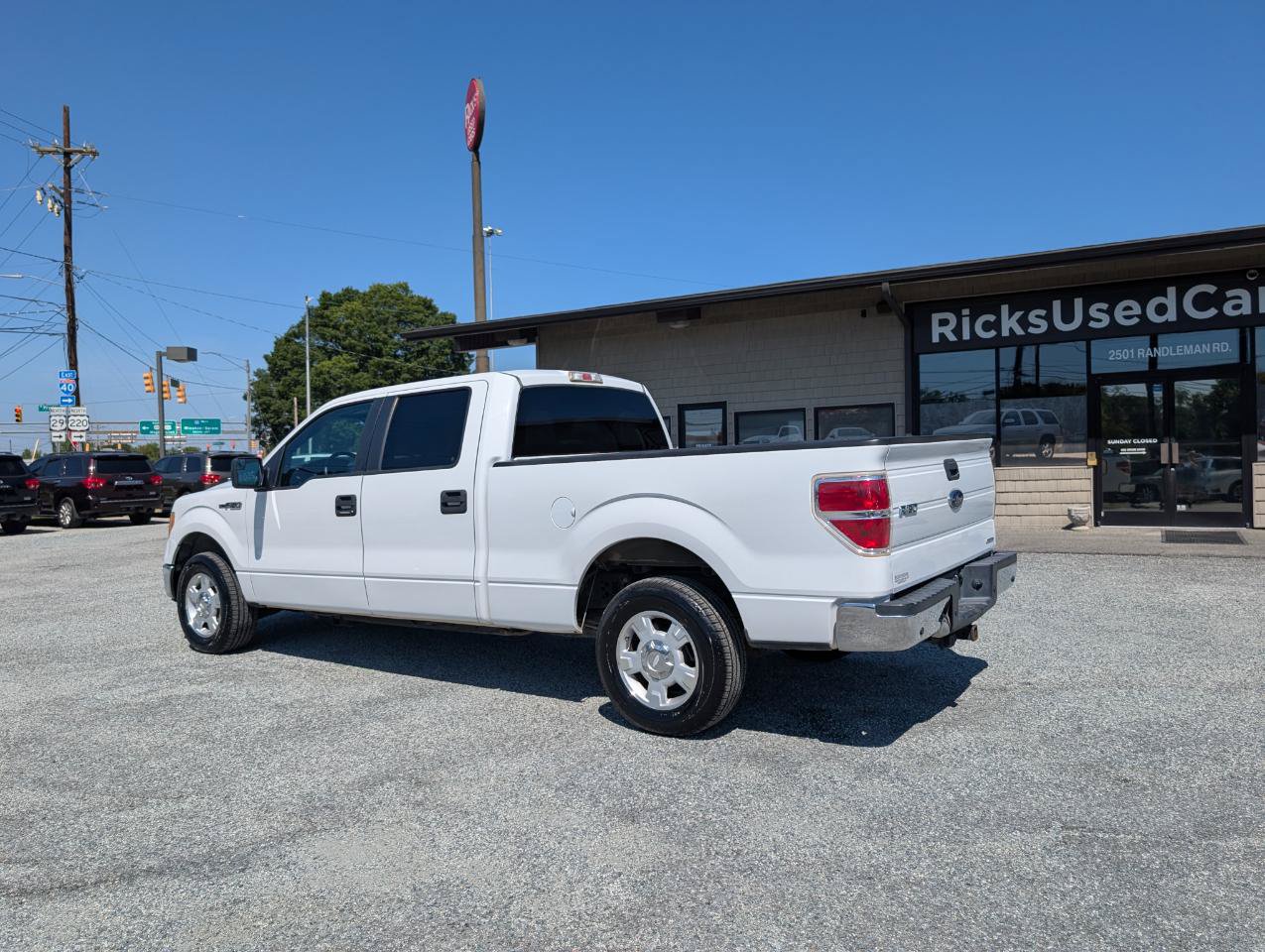 Used 2013 Ford F150 XLT w/ Trailer Tow Pkg RWD image 8