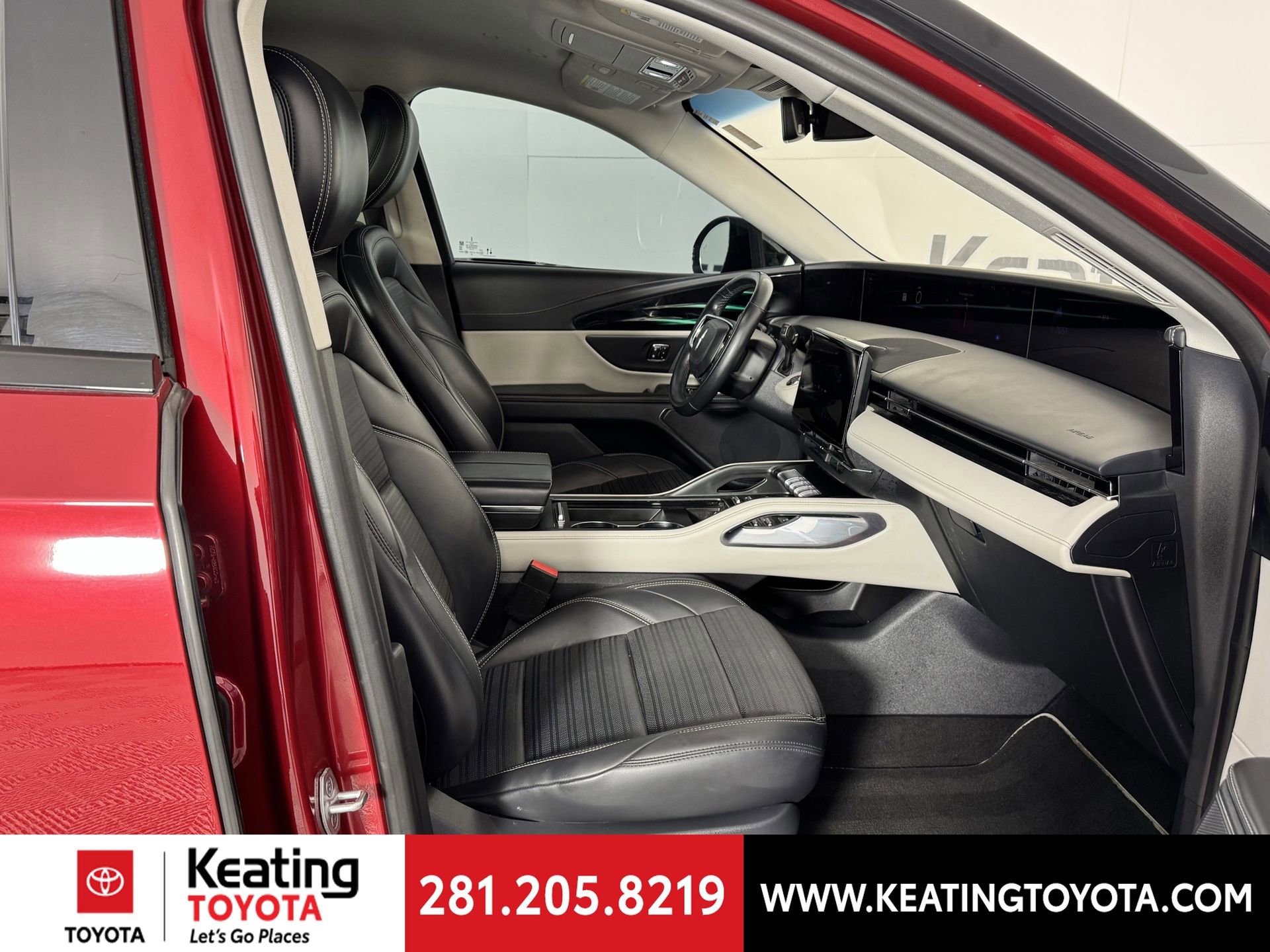 Used 2024 Lincoln Nautilus Reserve image 20