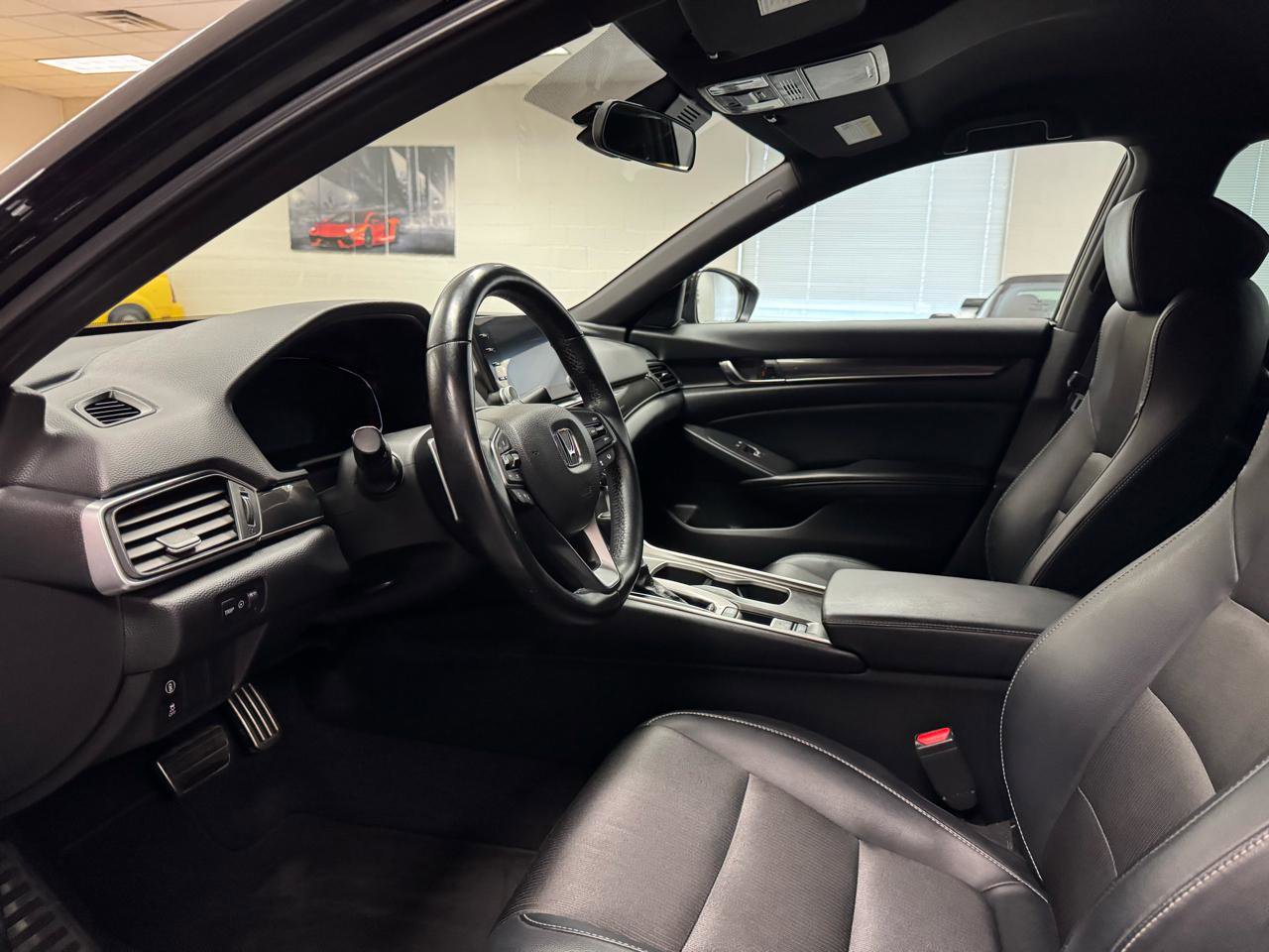 Used 2018 Honda Accord Sport image 22