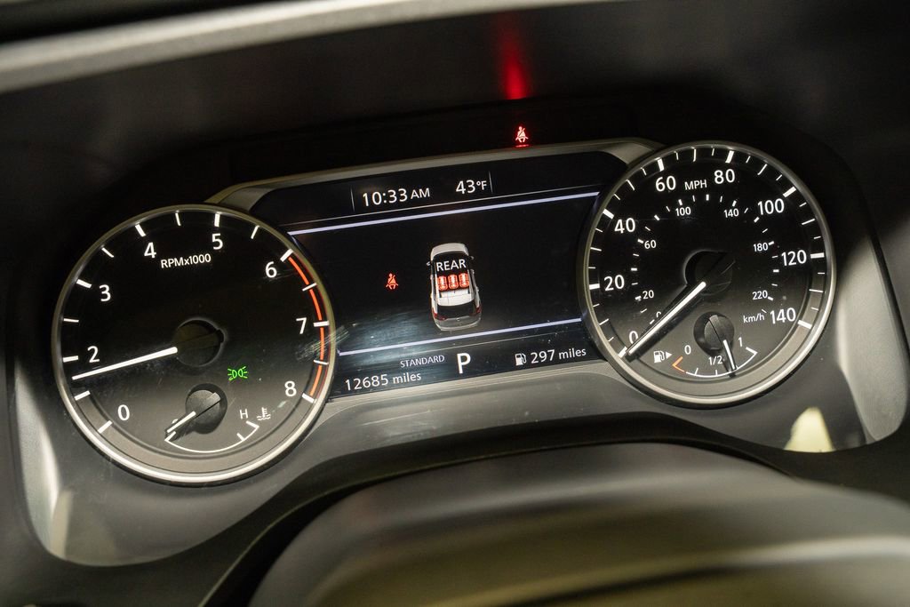 Certified 2025 Nissan Rogue SV image 17