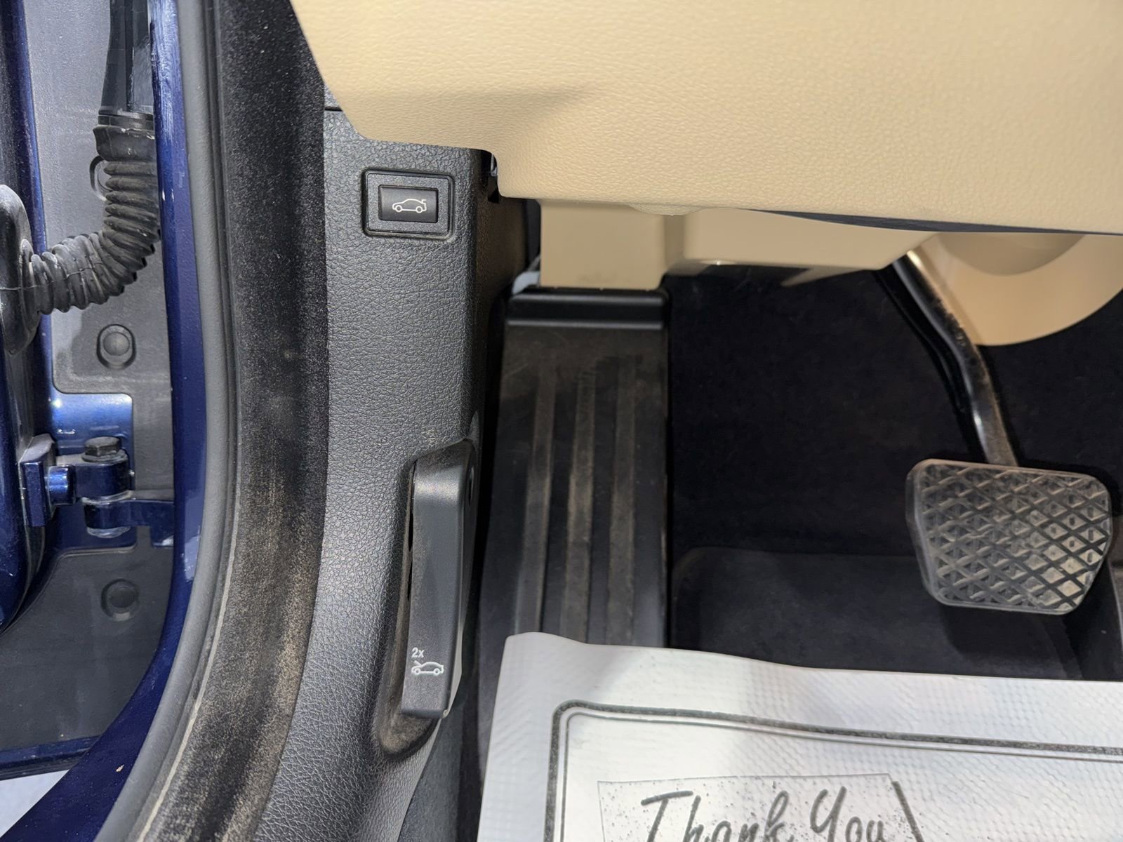 Used 2020 BMW 430i xDrive Convertible w/ Convenience Package image 29