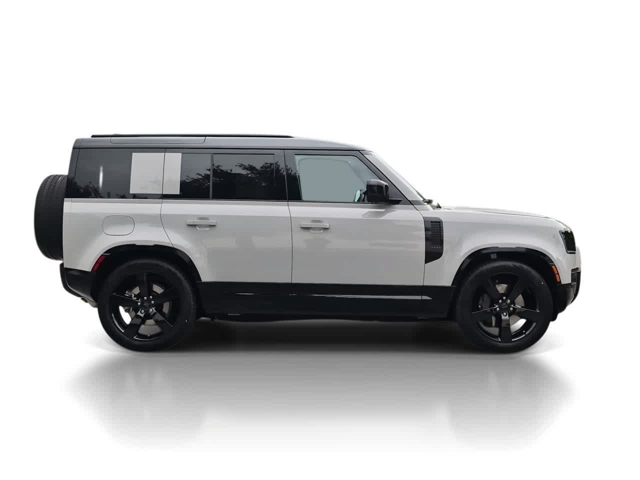 New 2026 Land Rover Defender 110 X-Dynamic SE AWD/4WD image 9