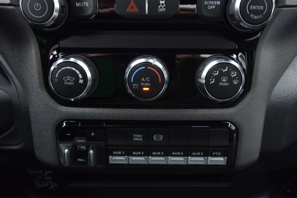 New 2026 RAM 5500 Tradesman image 20