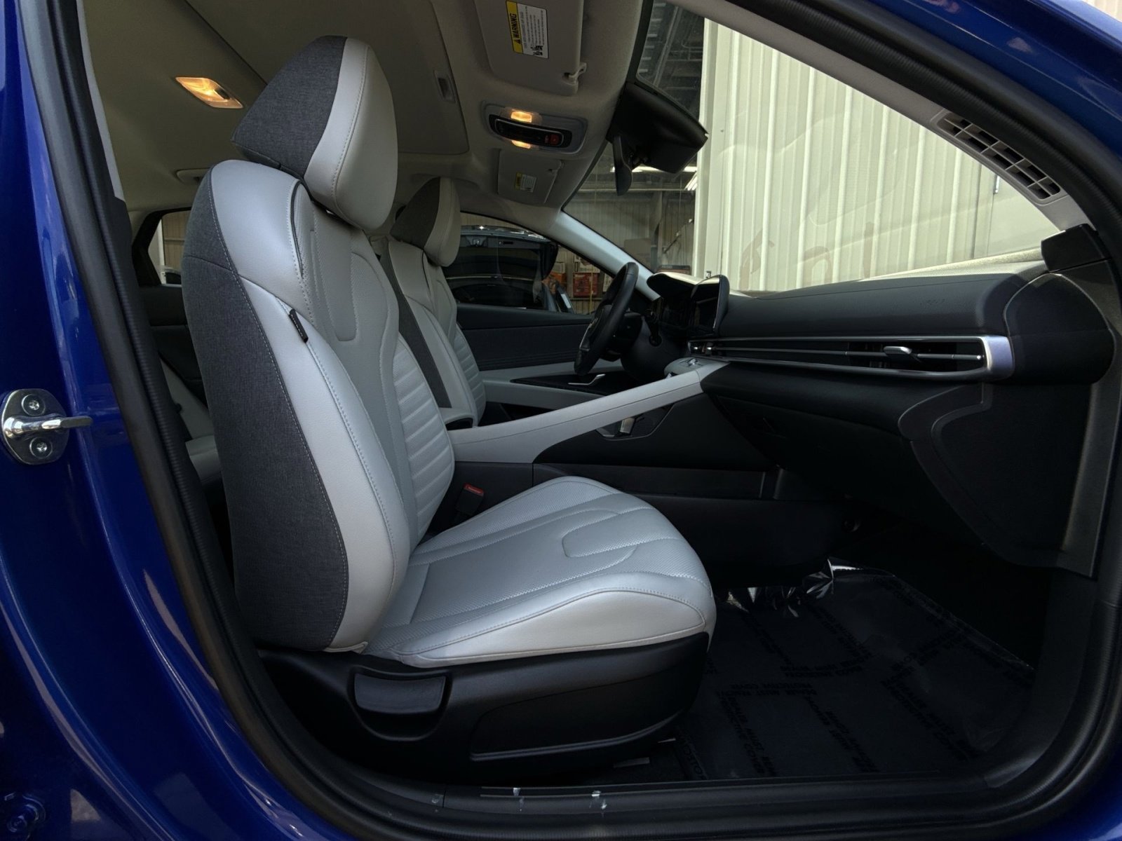 Certified 2024 Hyundai Elantra Limited image 26