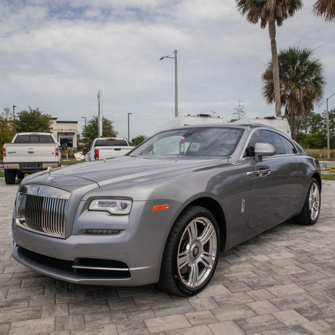 Used 2019 Rolls-Royce Wraith RWD image 6