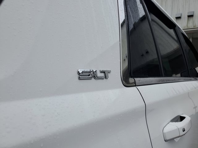 Used 2017 GMC Yukon SLT RWD image 8