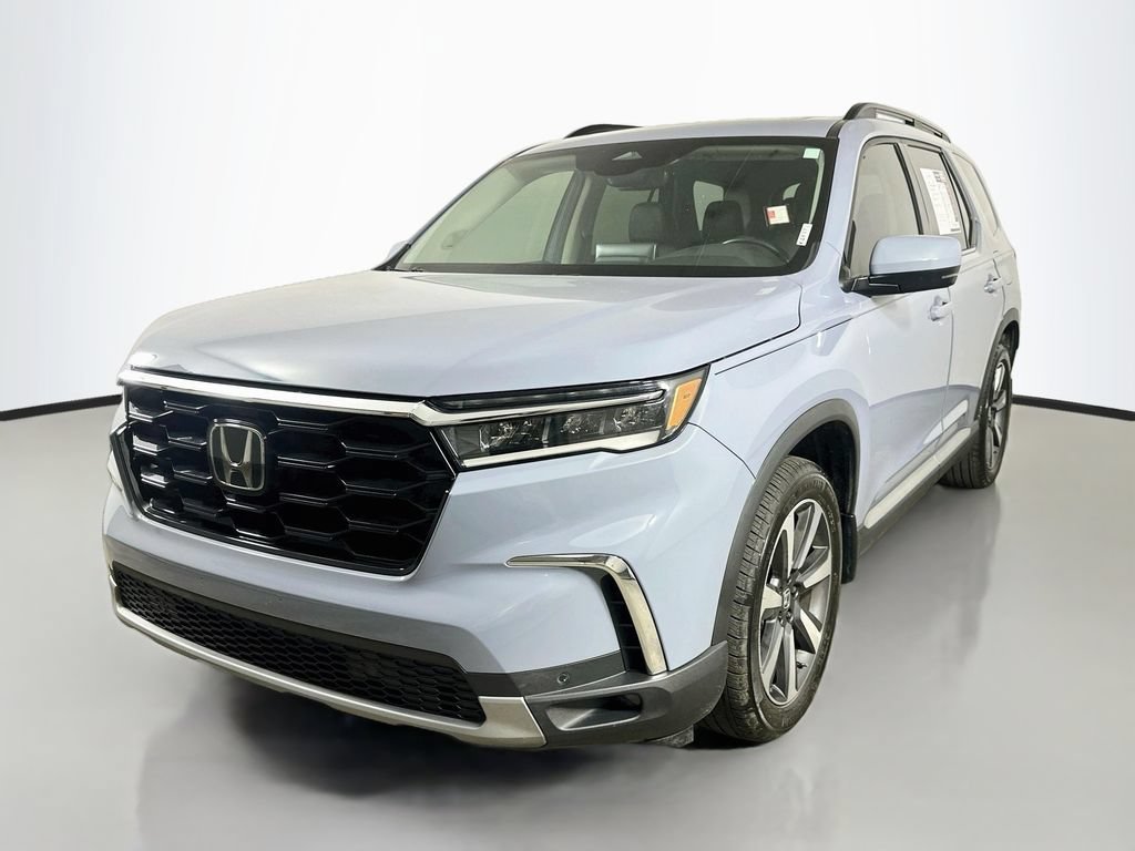 Used 2024 Honda Pilot Touring video 3