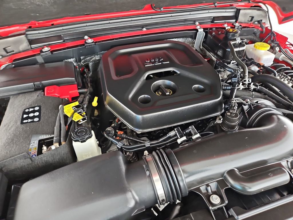 Used 2025 Jeep Wrangler Unlimited Rubicon image 34