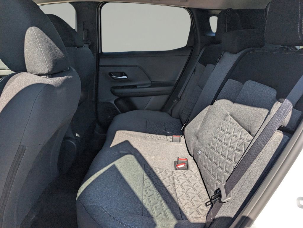 New 2026 Nissan Kicks SV image 14