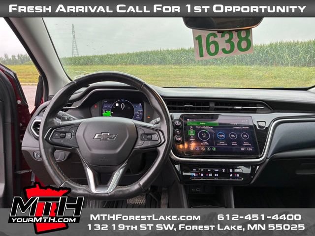 Used 2022 Chevrolet Bolt EUV Premier w/ Sun & Sound Package FWD image 11
