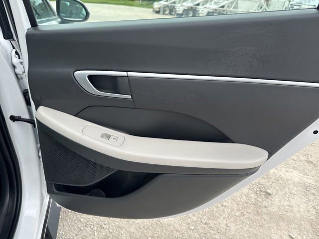 Used 2025 Hyundai Sonata SEL FWD image 16