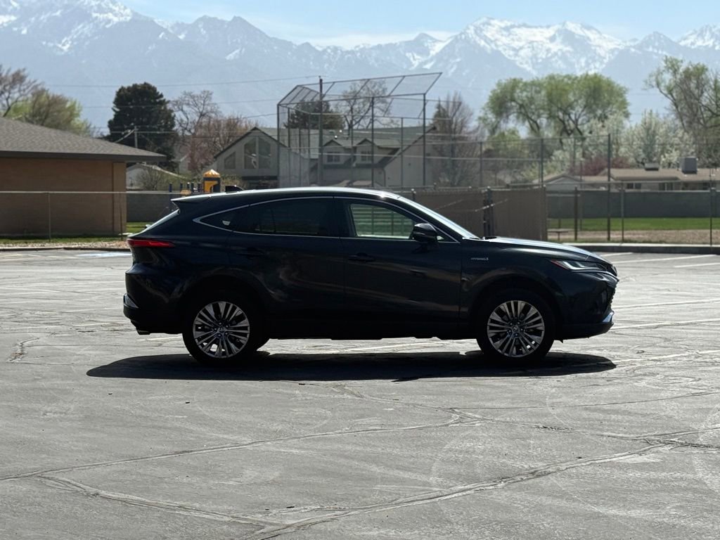 Used 2021 Toyota Venza Limited w/ Advanced Technology Package image 4