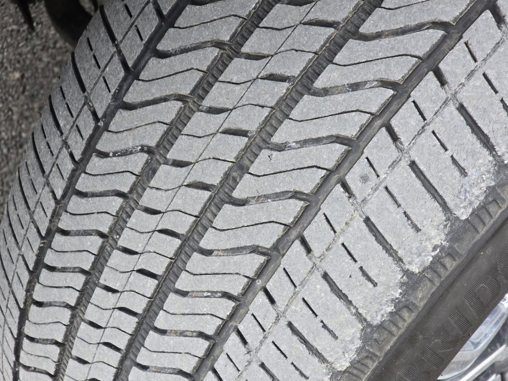 Used 2023 GMC Yukon XL Denali Ultimate image 32