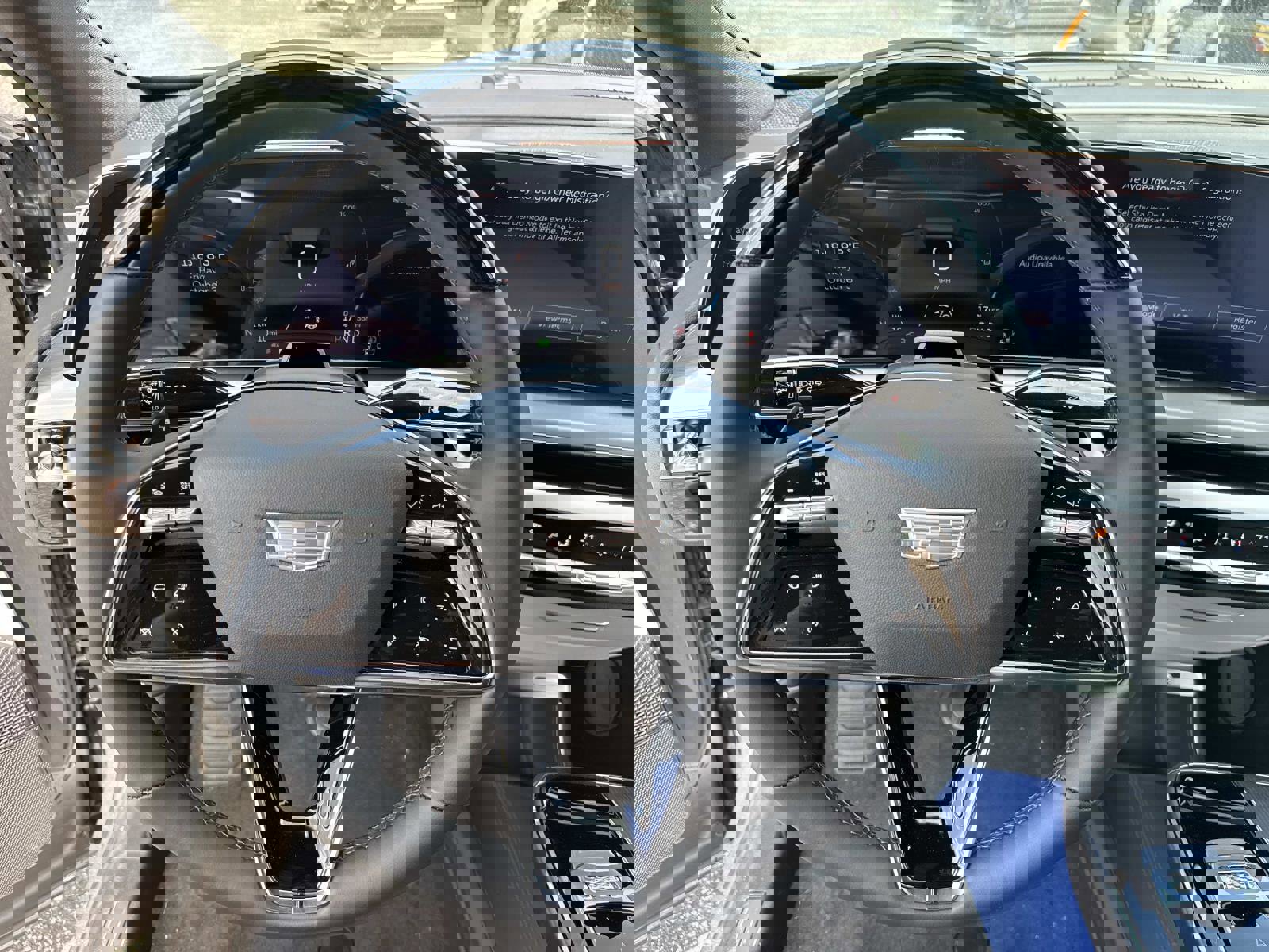 New 2026 Cadillac Lyriq Luxury image 28