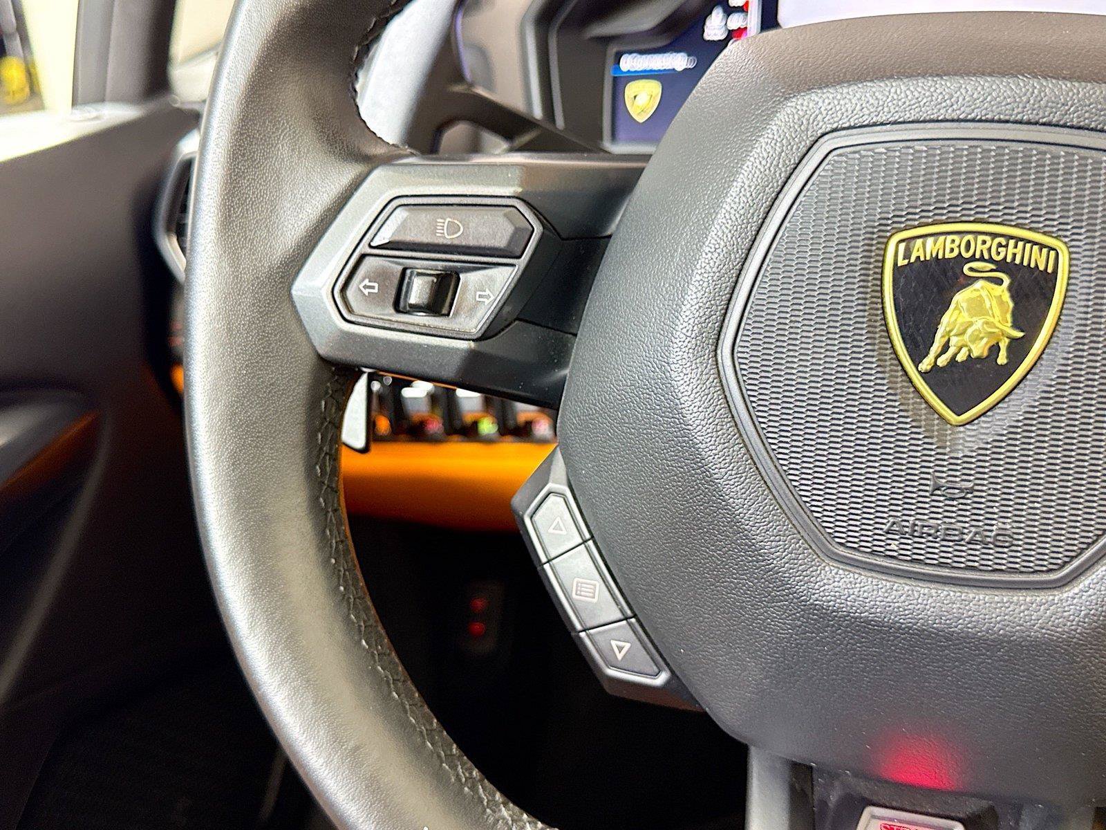 Used 2019 Lamborghini Huracan LP 580-2 RWD image 23