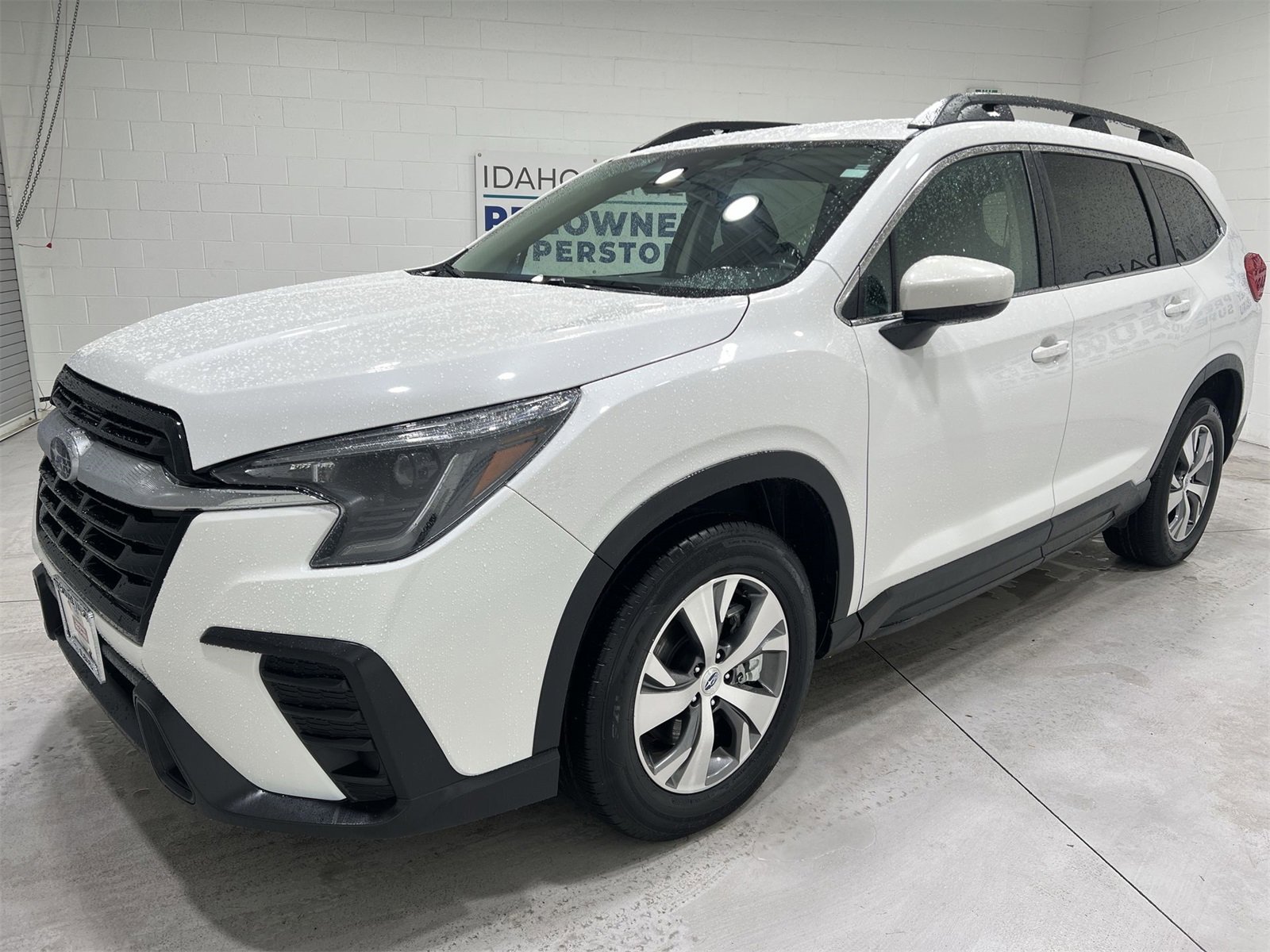 Certified 2024 Subaru Ascent Premium w/ Convenience Package image 4