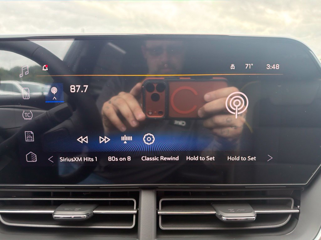 New 2026 Chevrolet Trax ACTIV FWD image 21