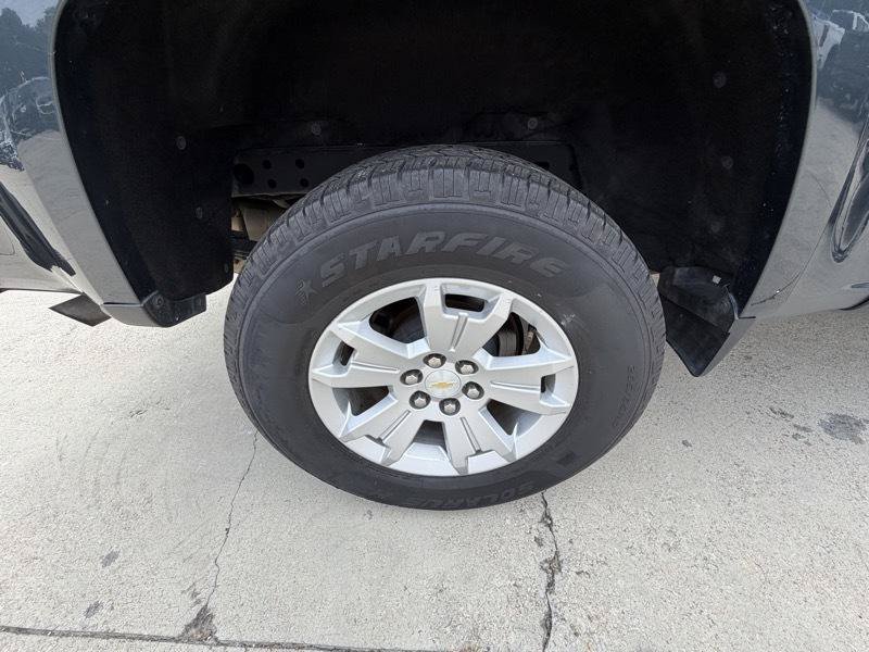 Used 2020 Chevrolet Colorado LT RWD image 12