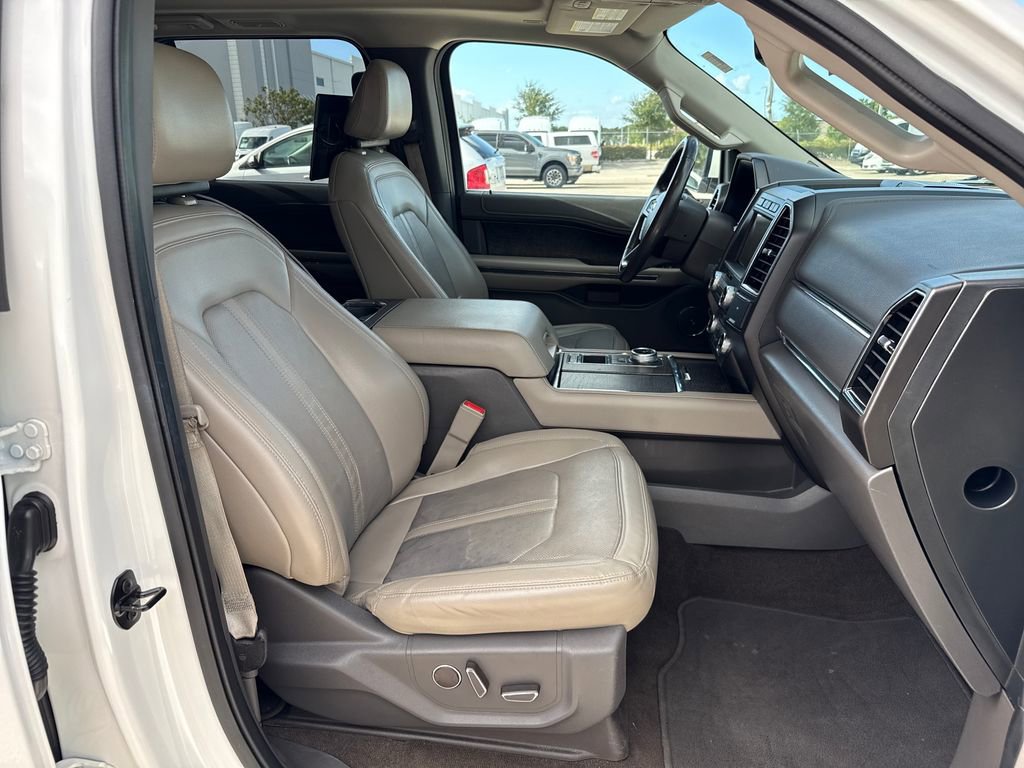 Used 2021 Ford Expedition Max Limited image 29