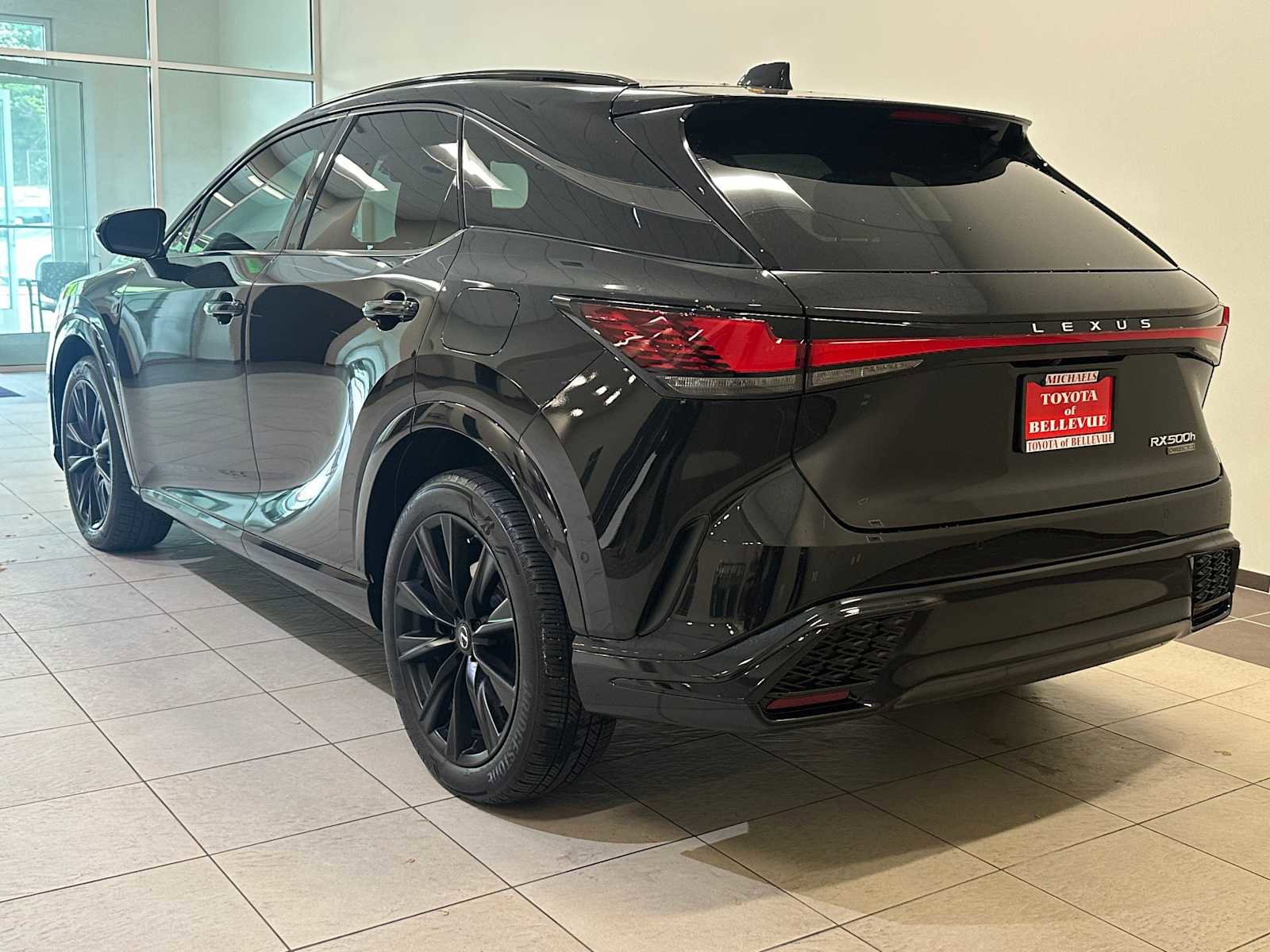 Used 2024 Lexus RX 500h F Sport w/ Convenience Package AWD/4WD image 4