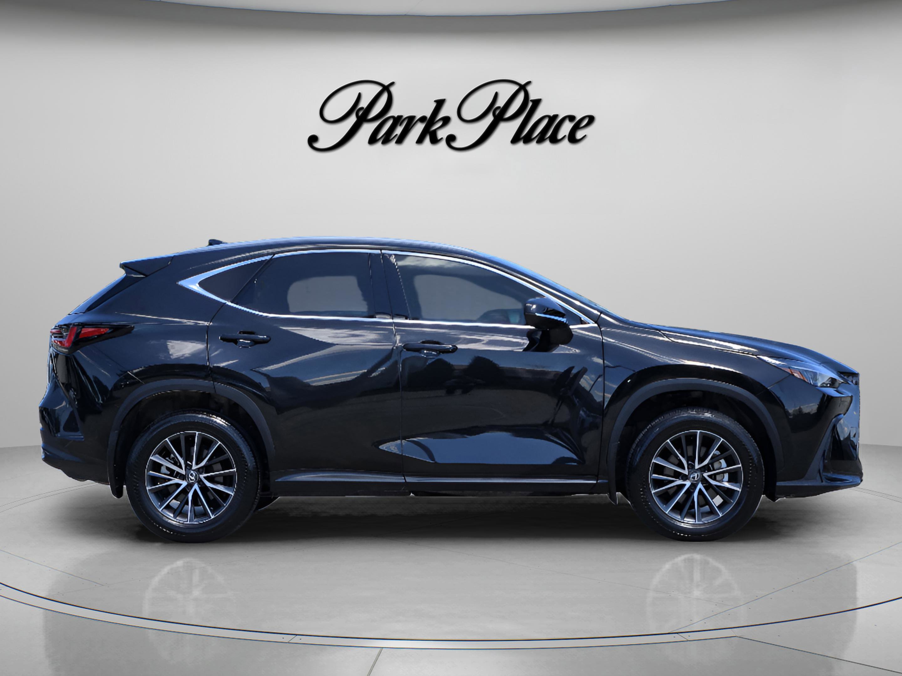 Used 2024 Lexus NX 250 FWD image 6