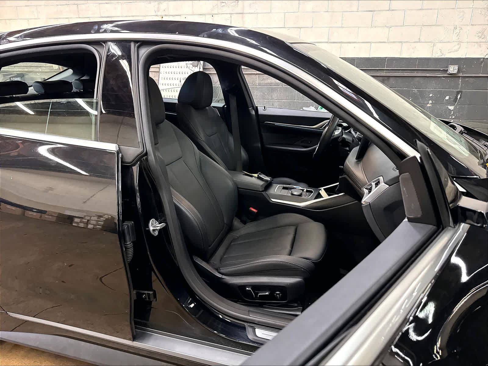 Used 2025 BMW i4 eDrive40 w/ M Sport Package RWD image 10