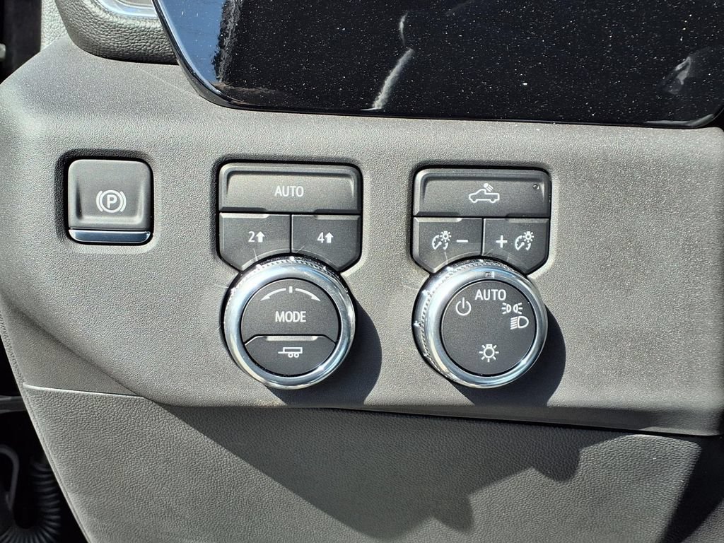 New 2025 GMC Sierra 1500 SLE AWD/4WD image 16