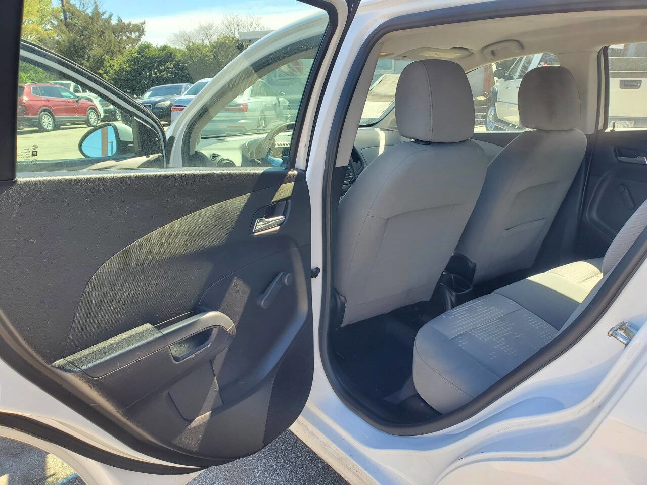 Used 2012 Chevrolet Sonic LS image 12