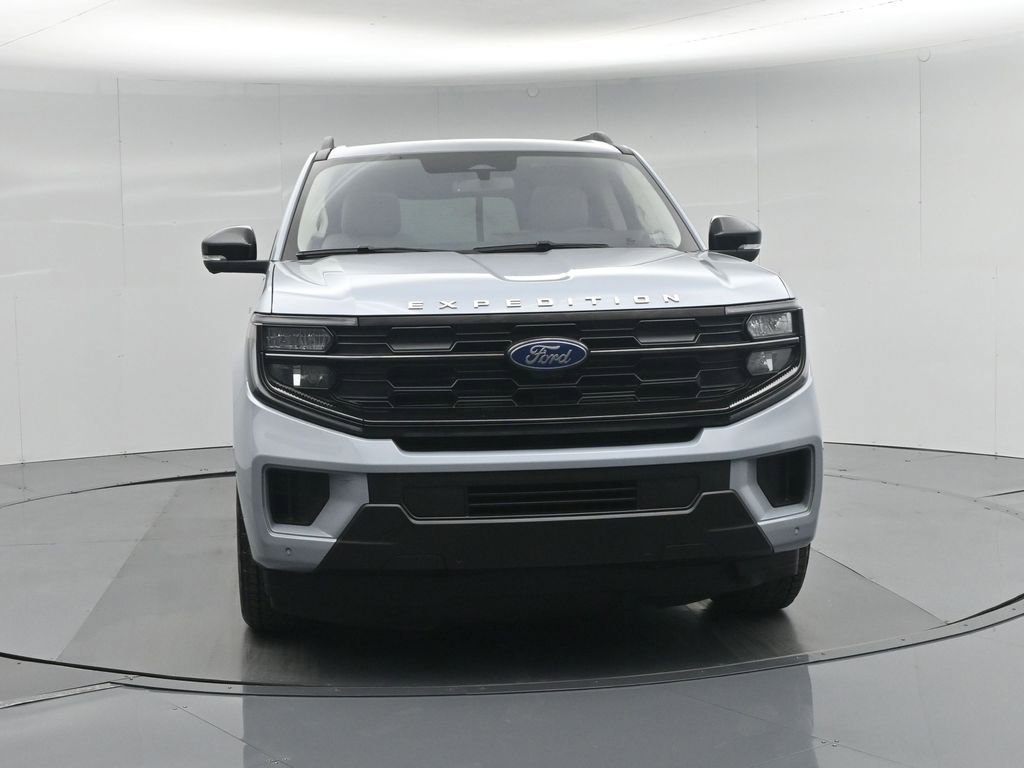 Used 2025 Ford Expedition Active image 33