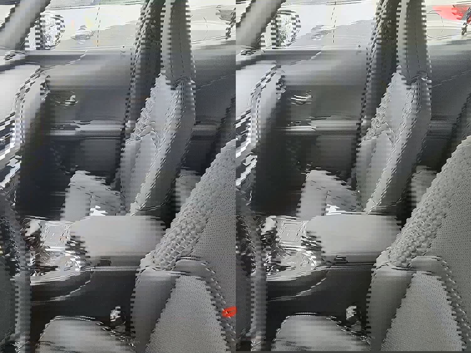 Used 2019 Lexus UX 250h w/ Premium Package AWD/4WD image 10