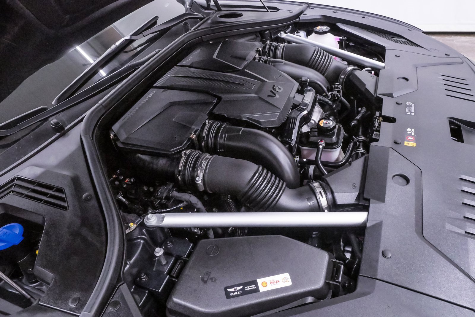 Certified 2025 Genesis GV70 3.5T Sport w/ Sport Advanced Package image 22