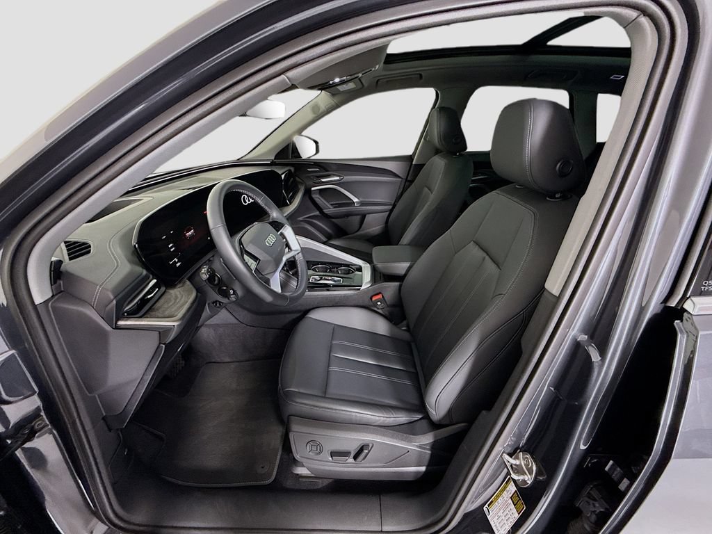 Certified 2025 Audi Q5 Premium w/ Premium Plus AWD/4WD image 20