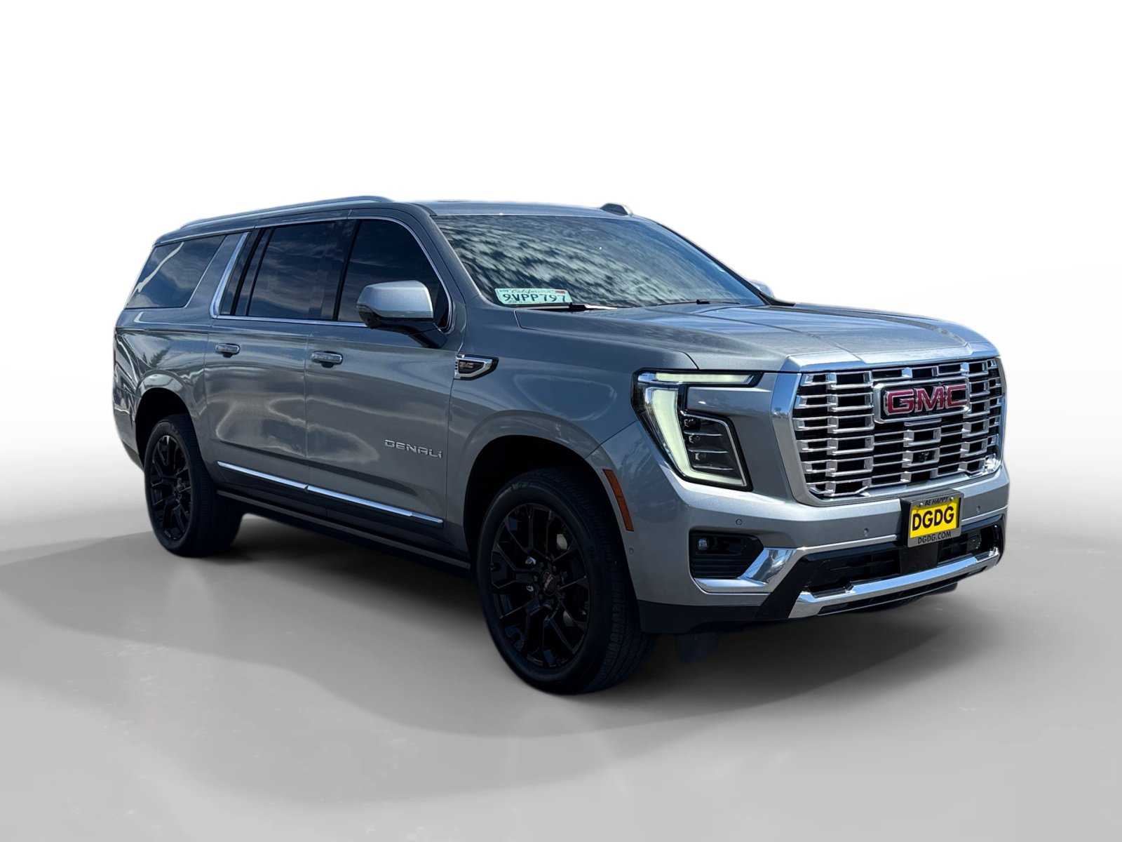 Used 2026 GMC Yukon XL Denali w/ Sun & Power Step Package AWD/4WD image 7