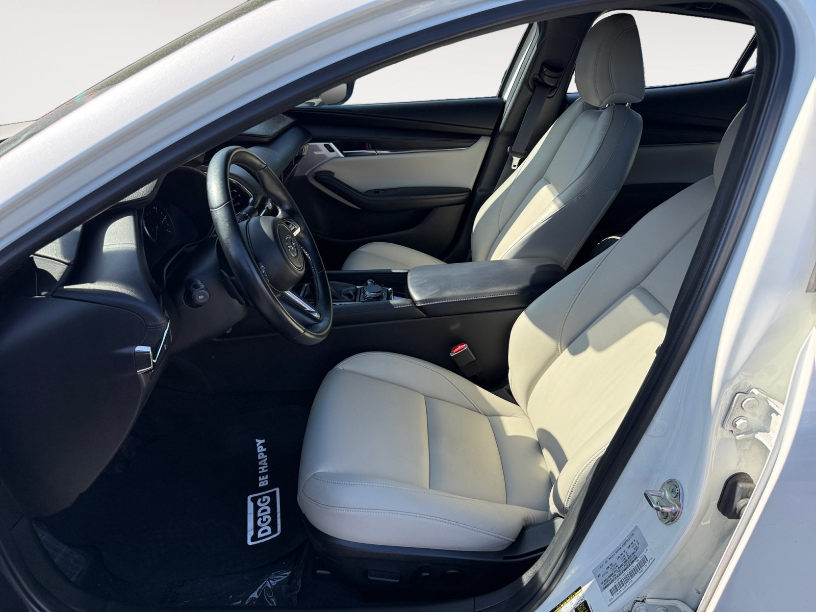 Certified 2022 MAZDA MAZDA3 s AWD/4WD image 10