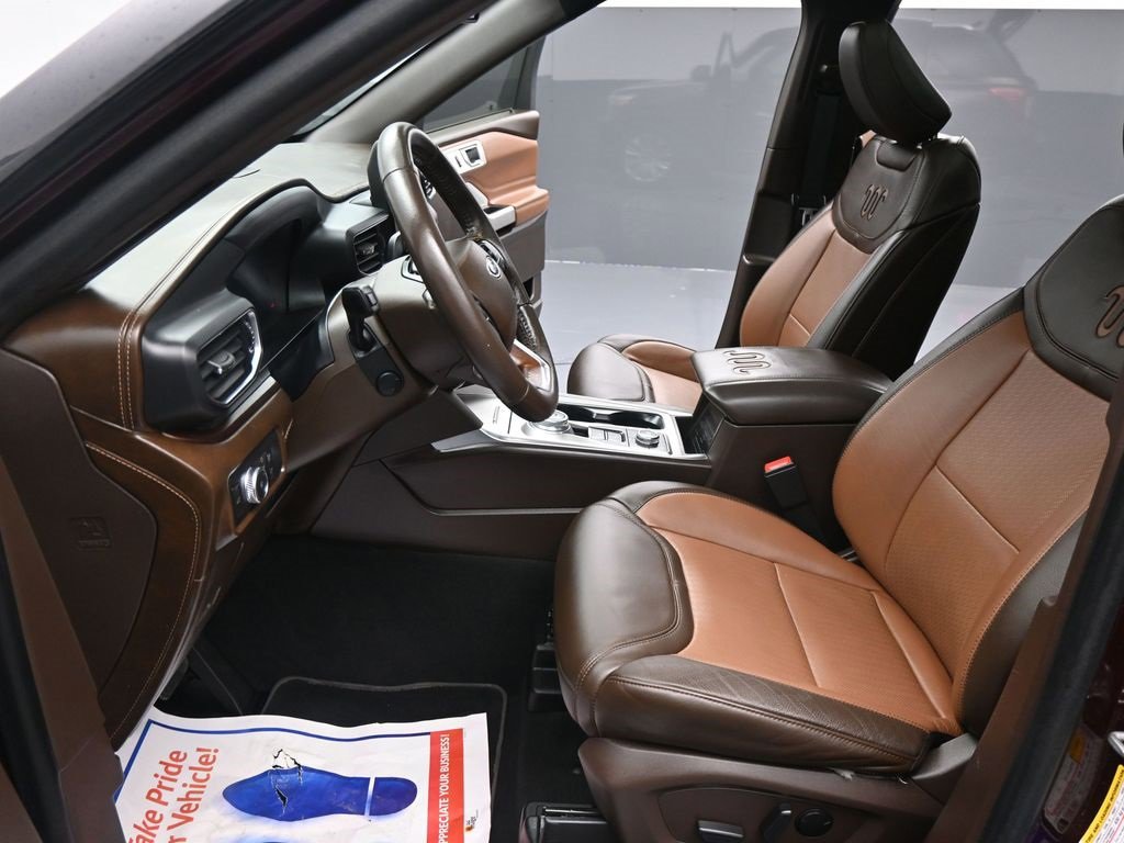 Used 2022 Ford Explorer King Ranch w/ Class IV Trailer Tow Package image 2