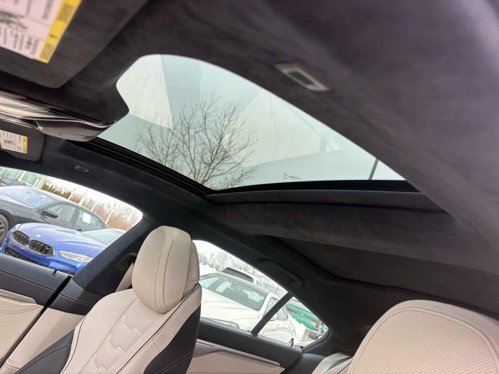 Used 2022 BMW M850i Gran Coupe xDrive image 25