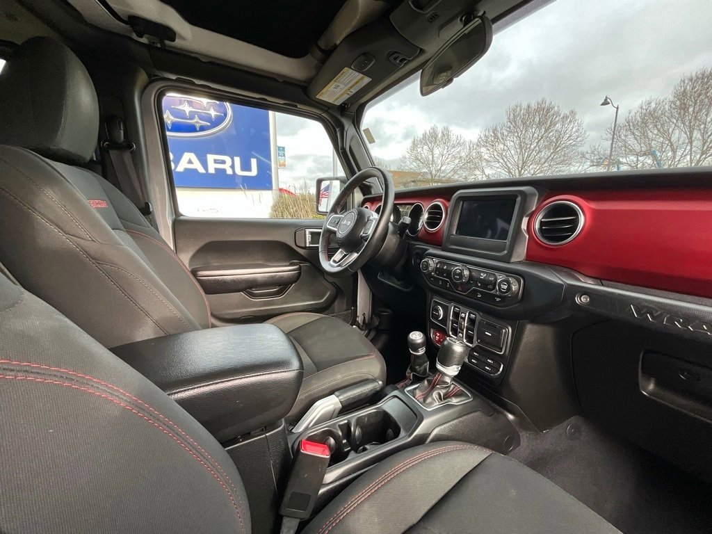 Used 2018 Jeep Wrangler Unlimited Rubicon w/ Cold Weather Group image 18