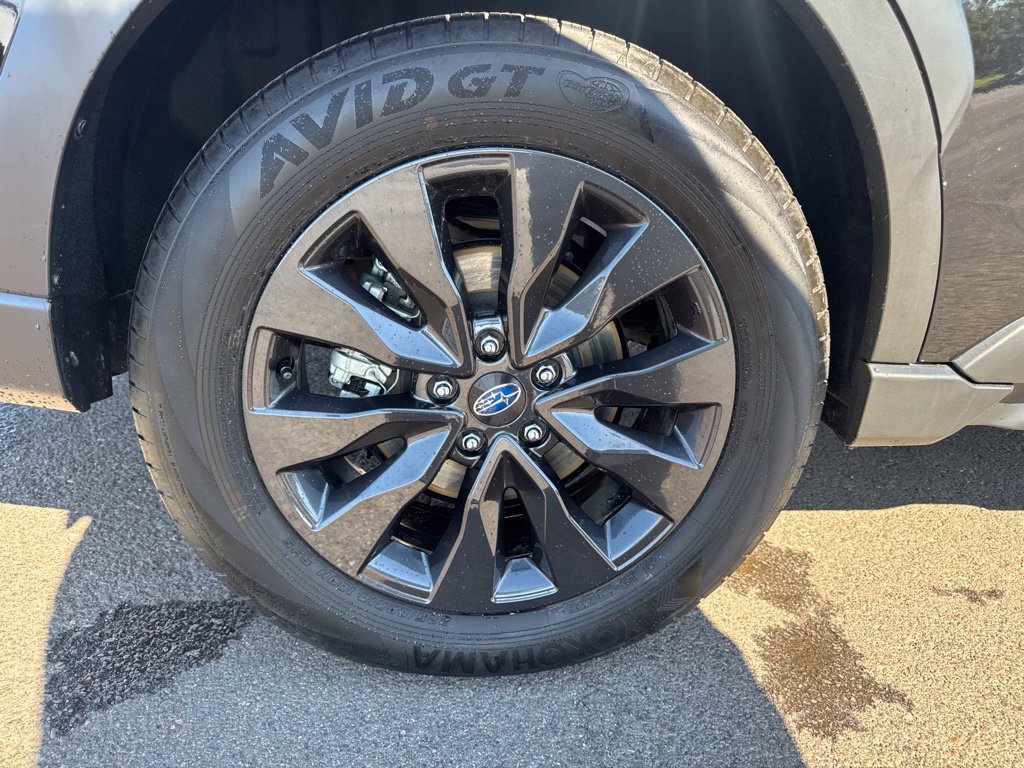 Used 2025 Subaru Outback Onyx Edition XT AWD/4WD image 9