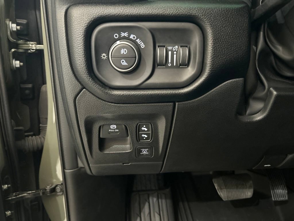 Used 2026 RAM 1500 Laramie w/ Night Edition AWD/4WD image 46
