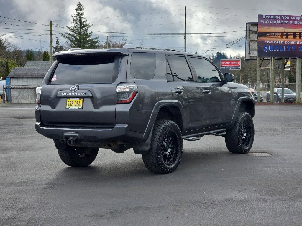 Used 2016 Toyota 4Runner SR5 image 5