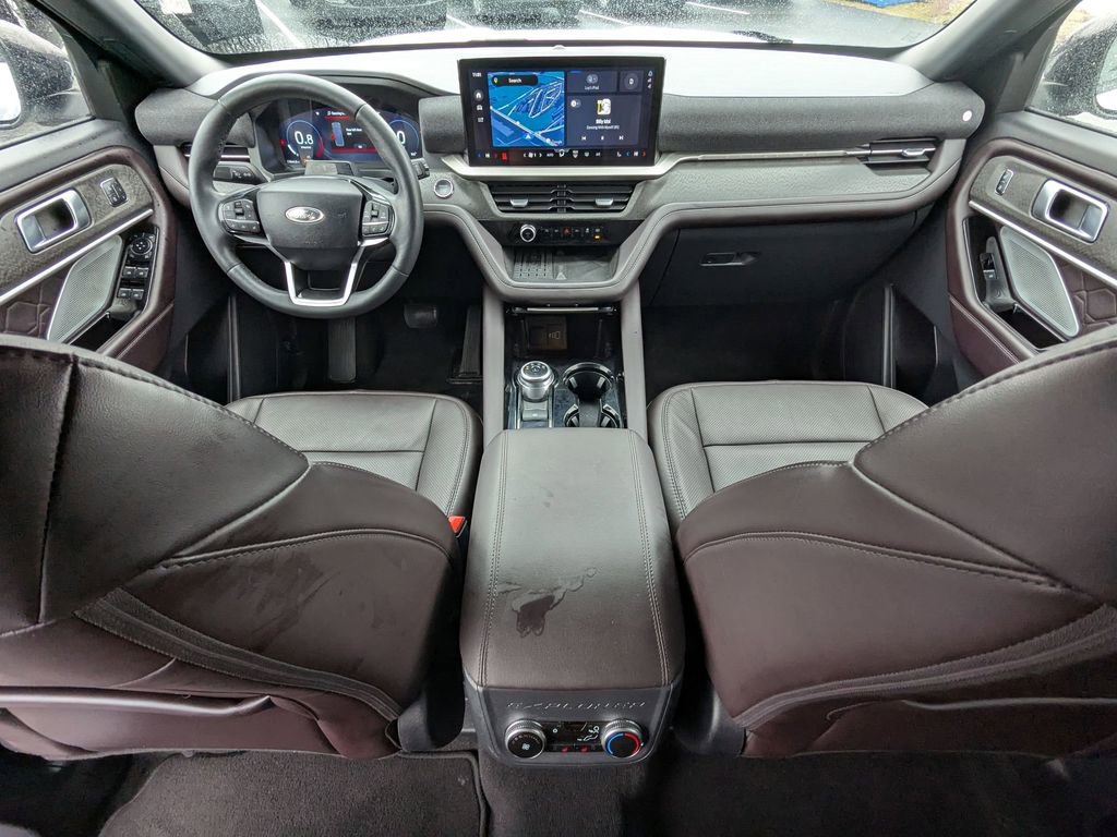 Used 2025 Ford Explorer Platinum w/ LUX Leather Package AWD/4WD image 28