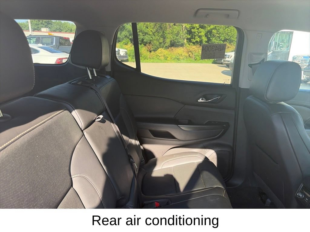 Used 2023 GMC Acadia SLT FWD image 13