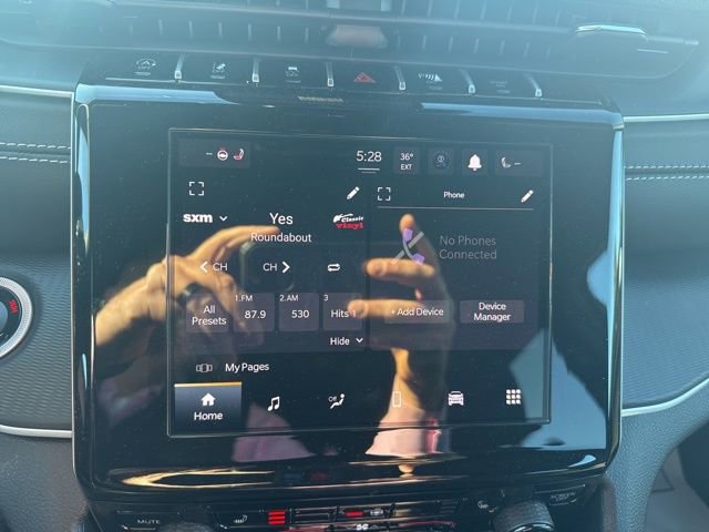 New 2026 Jeep Grand Cherokee L Laredo image 25