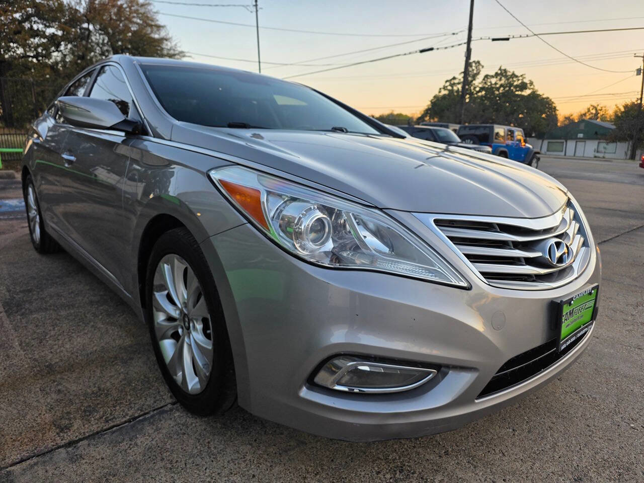 Used 2012 Hyundai Azera image 3