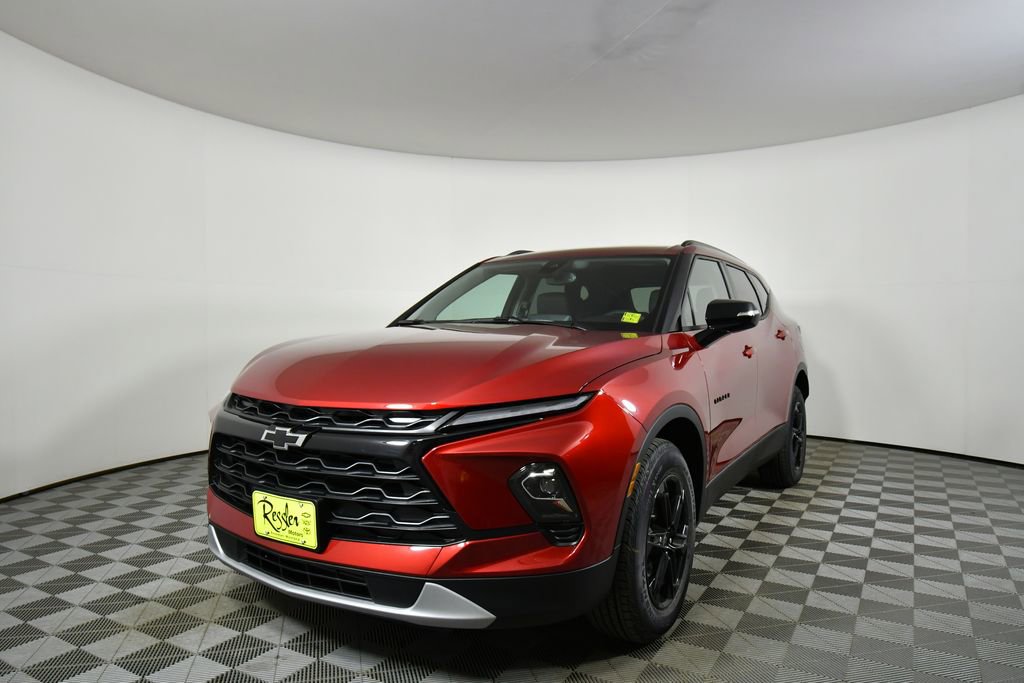 New 2026 Chevrolet Blazer LT w/ Midnight/Sport Edition AWD/4WD image 6